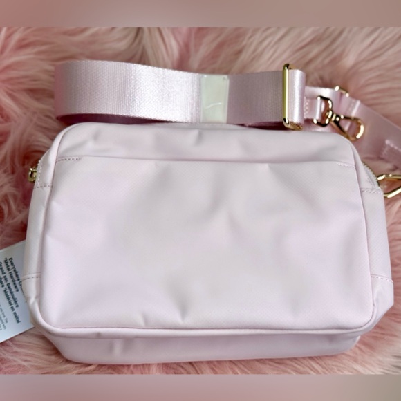 NWT Lululemon Everywhere Crossbody Bag 3L Large Blissful Pink/Gold MetalHardware - Picture 7 of 12